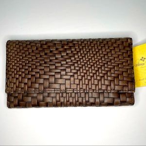 NWOT Patricia Nash Long Wallet